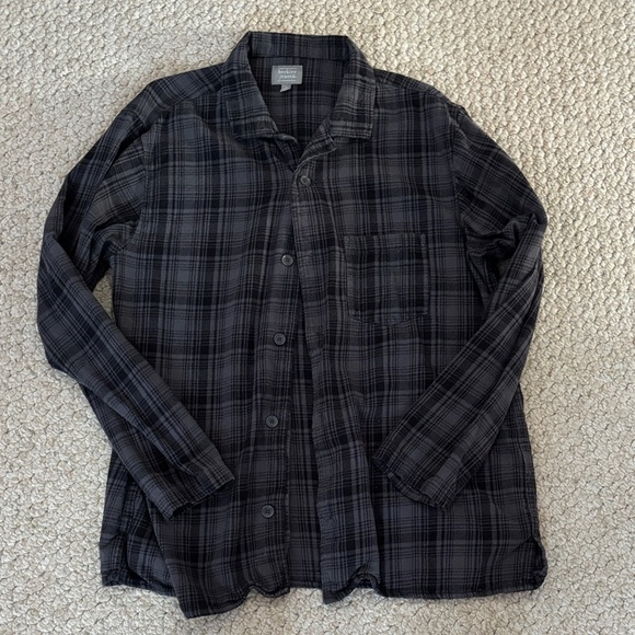 Berkley Jensen Tops - Berkley Jensen flannel